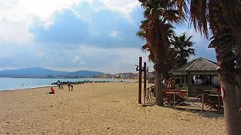 Best Holiday 호텔 그리모