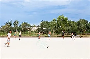 Отель Best Holiday *